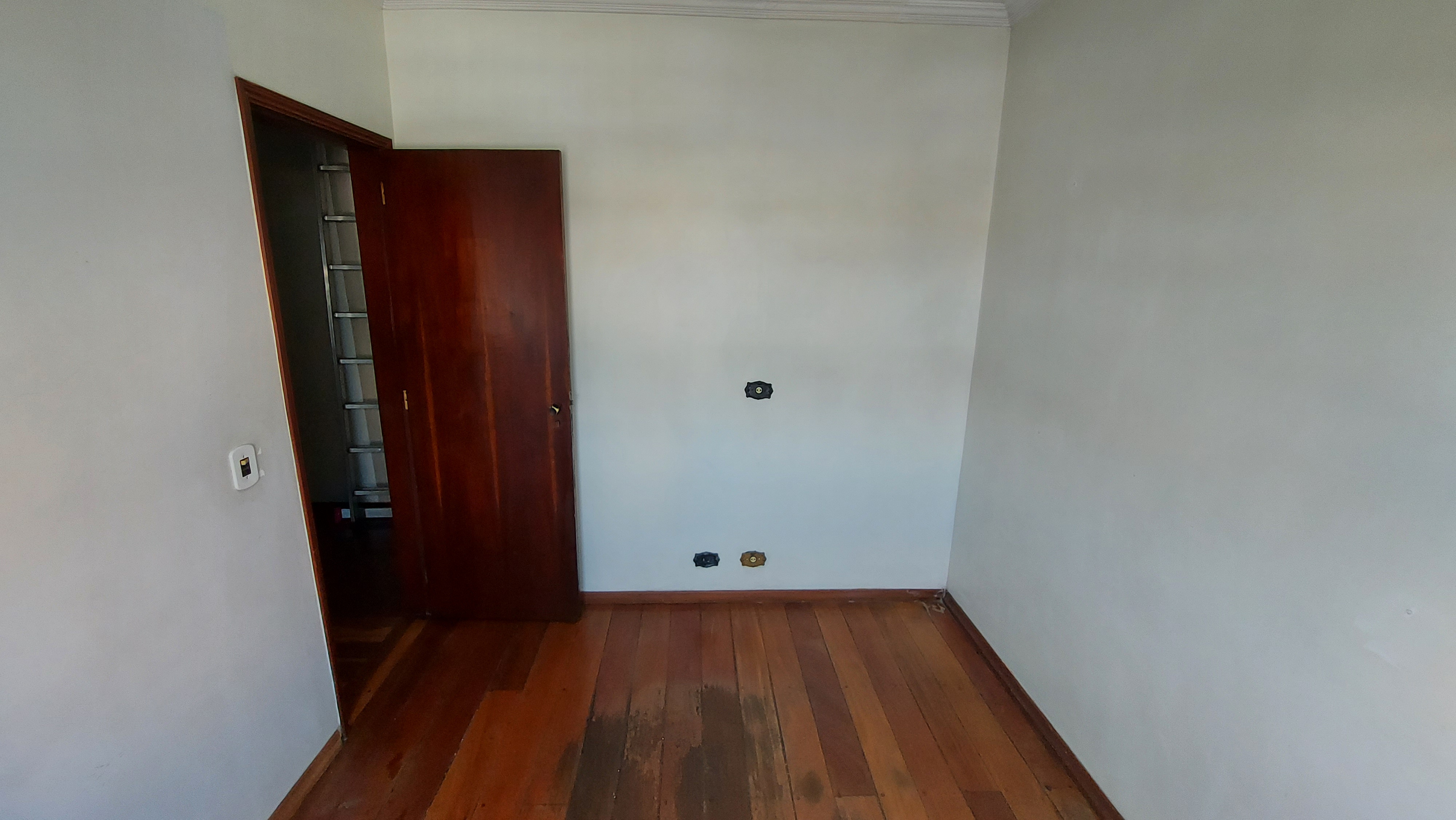 Imagem Sobrado com 4 Quartos à Venda, 193 m²em Vila Guarani (Z Sul) - São Paulo
