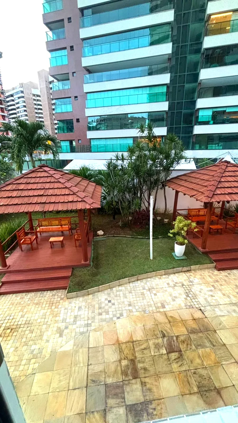 Imagem Apartamento com 4 Quartos à Venda ou Locação, 142 m² em Alphaville I - Salvador