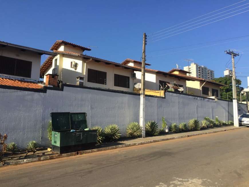 Imagem Casa de Condomínio com 3 Quartos à Venda, 128 m² em Vila Monticelli - Goiânia