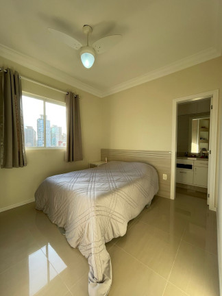 Imagem Apartamento com 3 Quartos à Venda, 130 m² em Meia Praia - Itapema