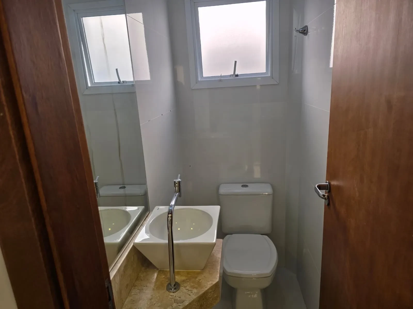 Imagem Casa com 2 Quartos à Venda, 103 metros em Gonzaga - Santos