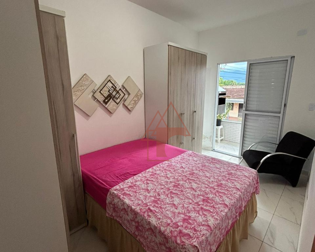 Imagem Casa com 2 Quartos à Venda, 75 m² em Caiçara - Praia Grande