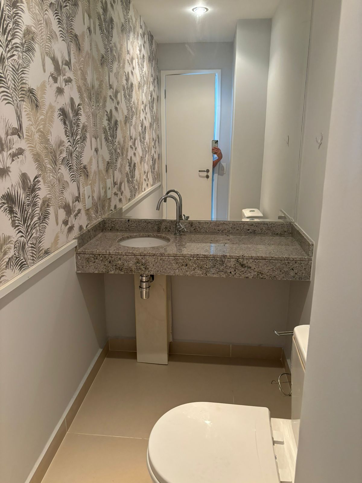 Imagem Apartamento com 3 Quartos à Venda ou Locação, 107 m²em Dezoito do Forte Empresarial/Alphaville. - Barueri