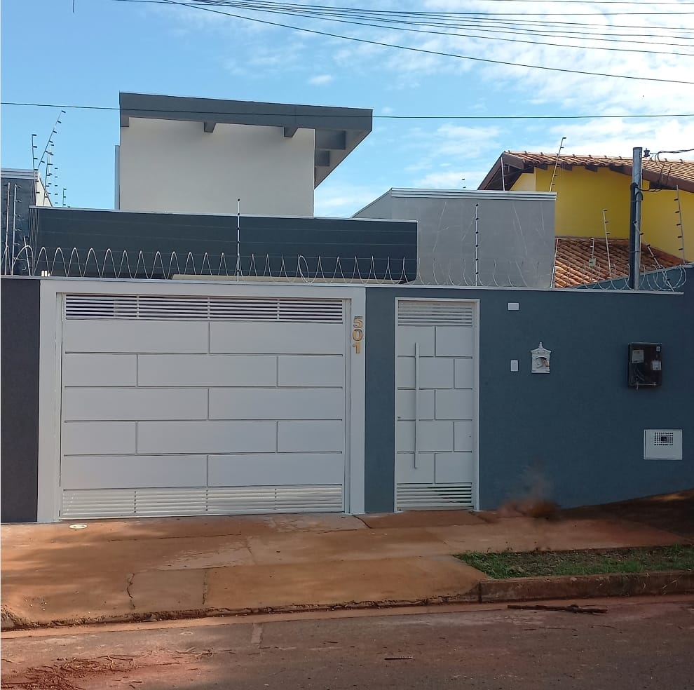 Casa com 3 Quartos à Venda, 130 m² em Vila Vilas Boas - Campo Grande