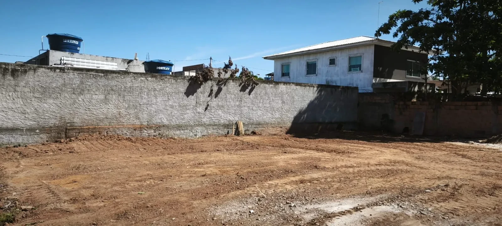 Imagem Terreno à Venda, 400 metros em Vila de Abrantes (Abrantes) - Camaçari