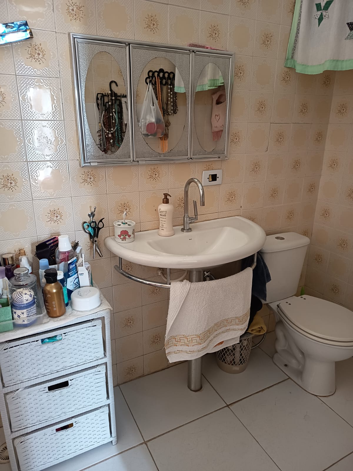 Imagem Casa com 3 Quartos à Venda, 144 m² em Vila Petrópolis - Atibaia