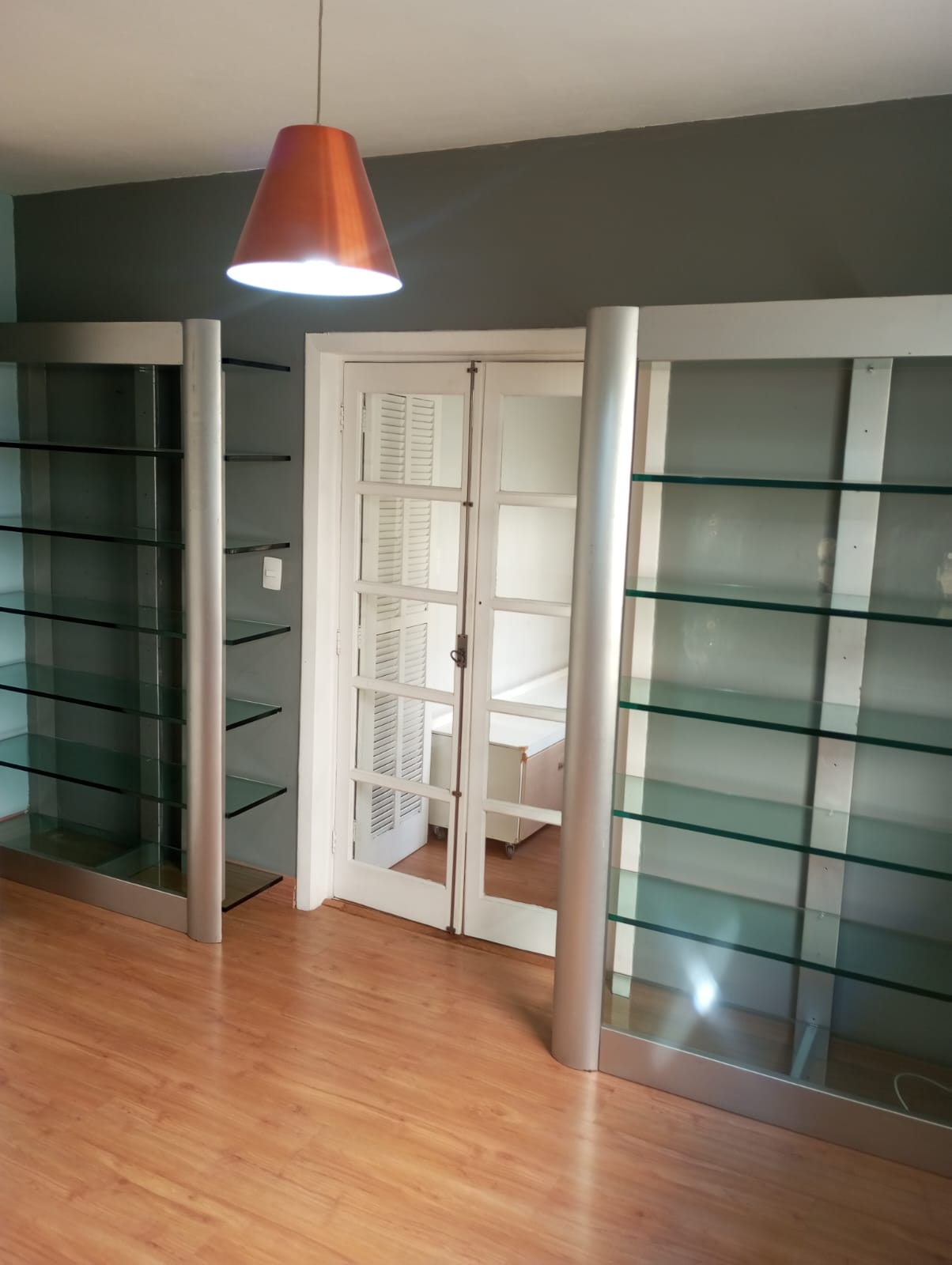 Foto do imóvel: Sobrado com 3 Quartos para Alugar, 135 m²em Indianópolis - São Paulo