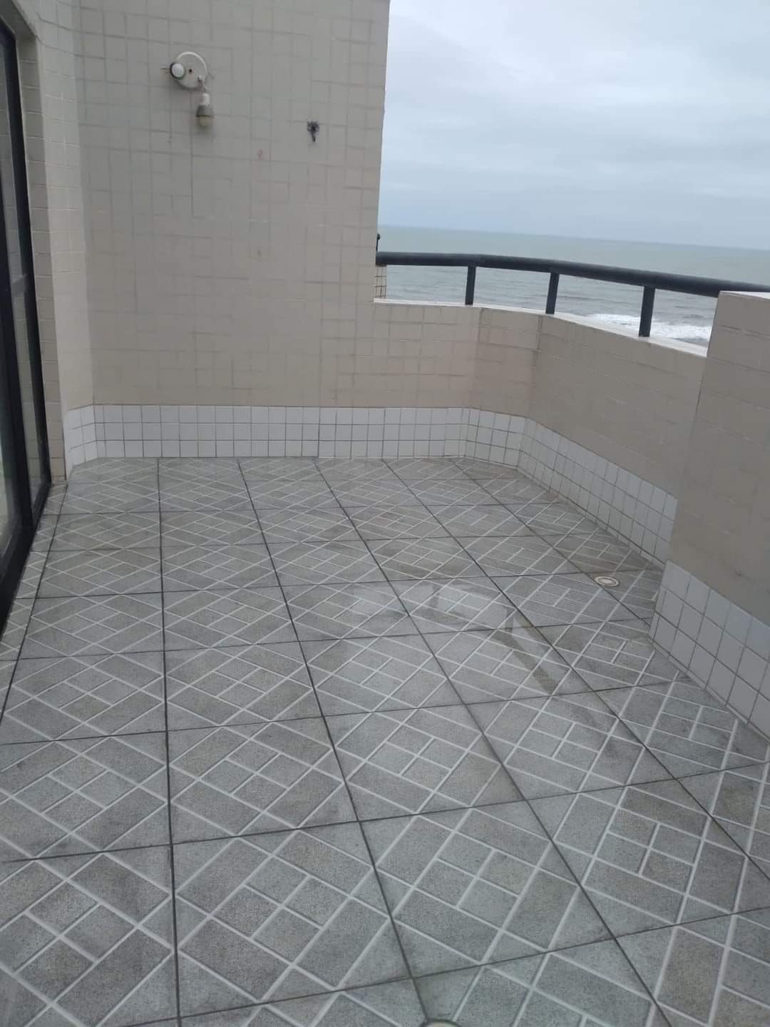 Imagem Cobertura com 1 Quarto à Venda, 84 m² em Maracanã - Praia Grande
