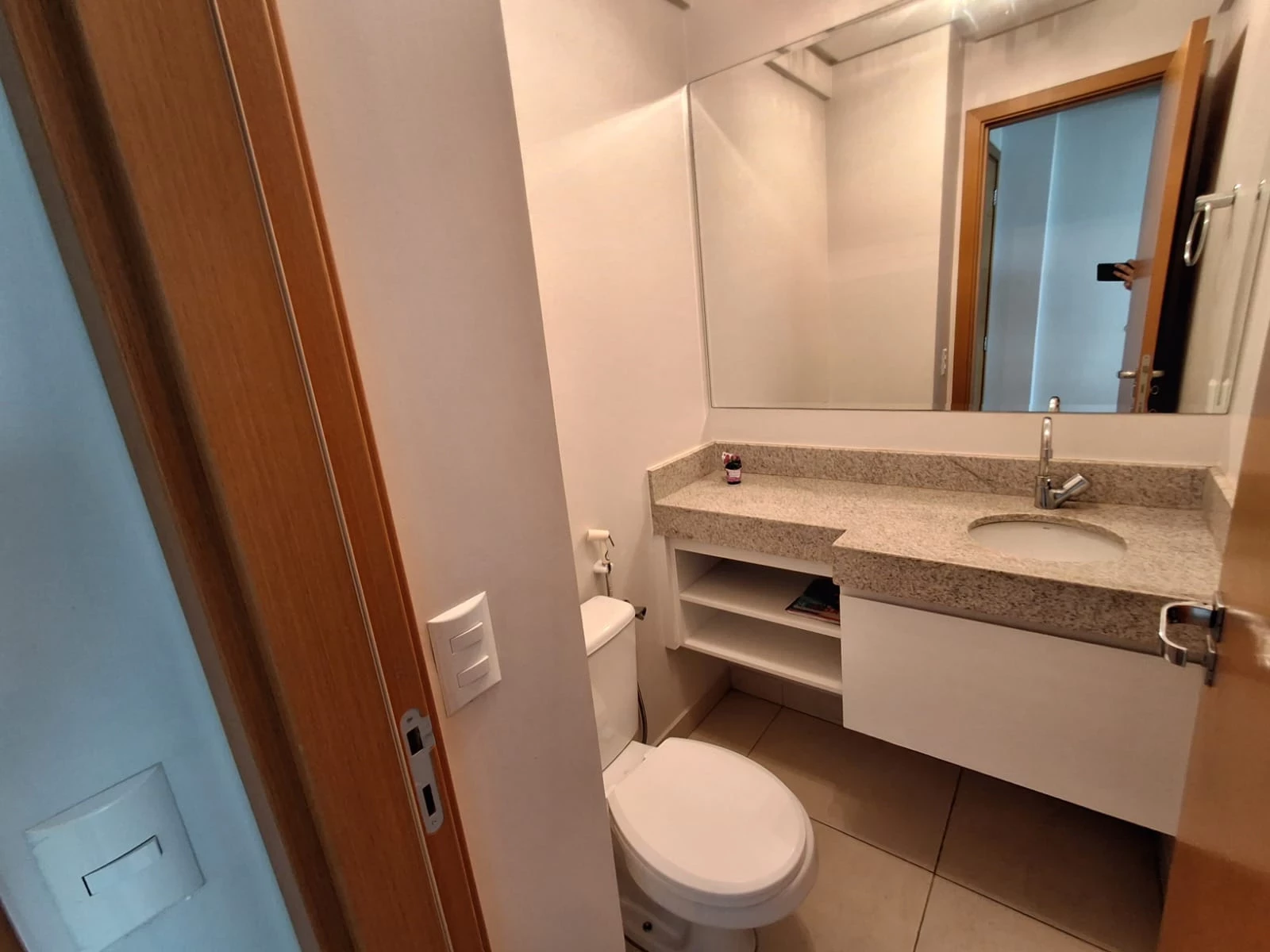 Imagem Apartamento com 3 Quartos para Alugar, 80 m² em Setor Bueno - Goiânia