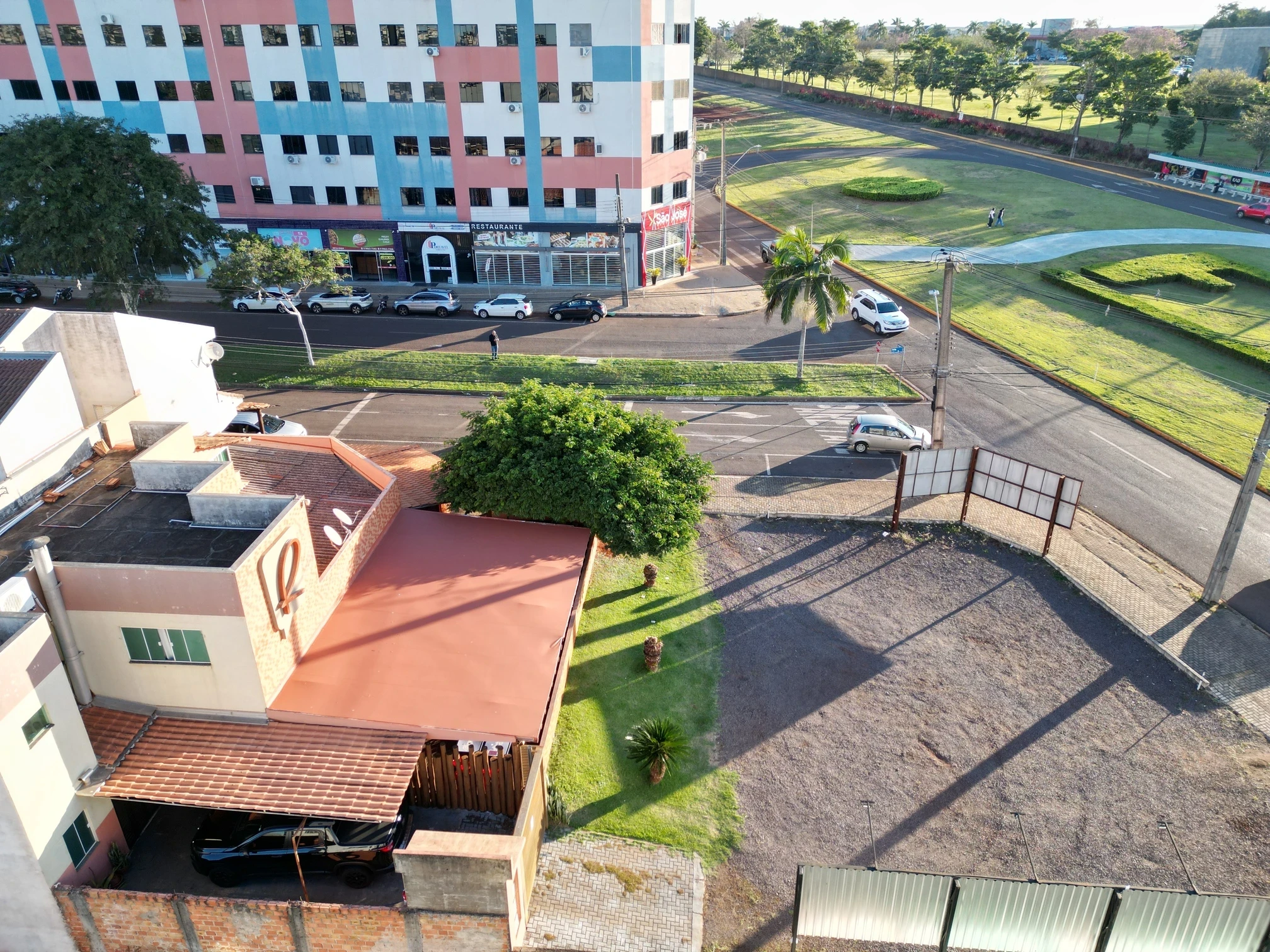Foto do imóvel: Sala Comercial à Venda, 200 m² em FAG - Cascavel