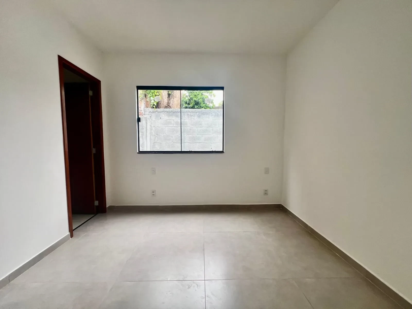 Imagem Casa com 2 Quartos à Venda, 70 m² em São Pedro - Juiz de Fora