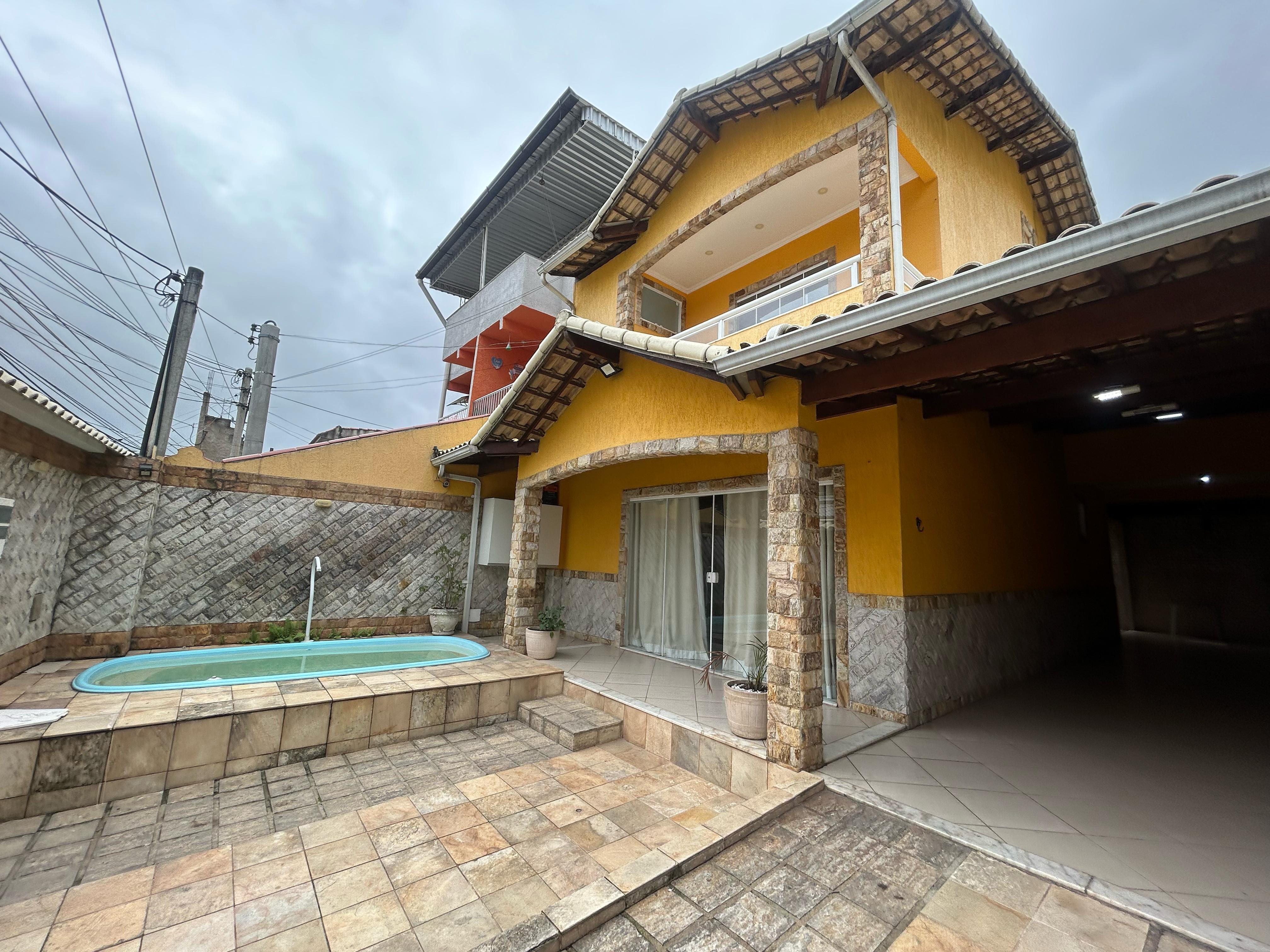 Casa com 3 Quartos à Venda, 200 m² em Campo Grande - Rio de Janeiro