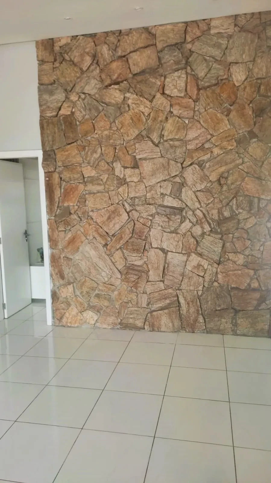 Foto do imóvel: Casa com 5 Quartos à Venda ou Locação, 303 m² em Planalto - Manaus