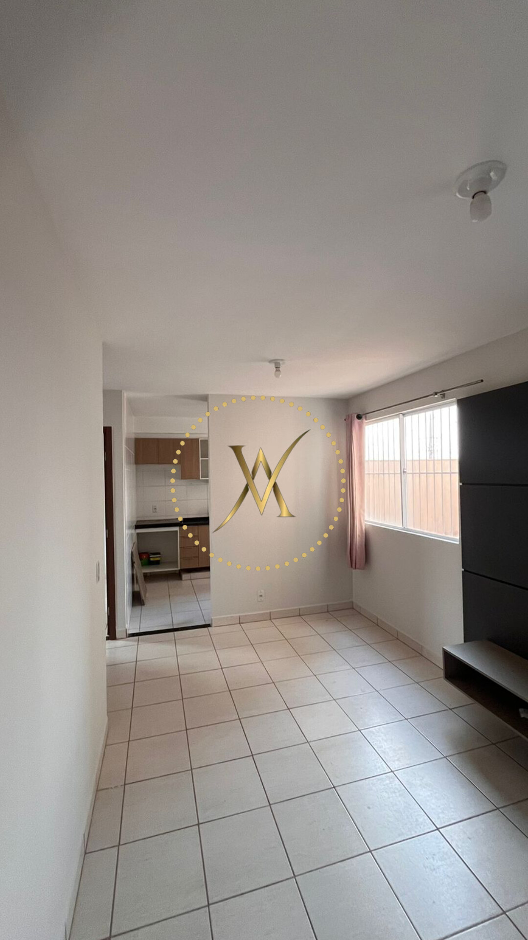 Apartamento com 2 Quartos à Venda, 44 m²em Loteamento Portal do Vale II - Uberlândia