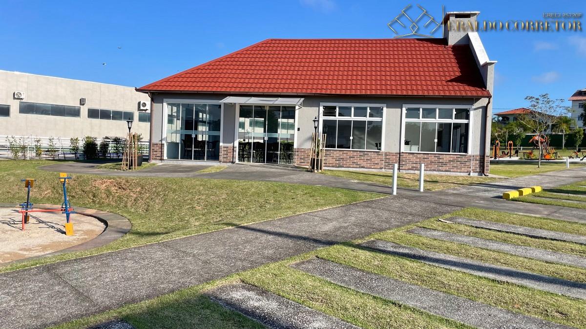 Imagem Casa com 3 Quartos à Venda, 254 m²em Ingleses do Rio Vermelho - Florianópolis