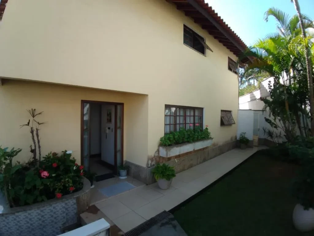 Imagem Sobrado com 3 Quartos à Venda, 386 m² em Vila Oliveira - Mogi das Cruzes