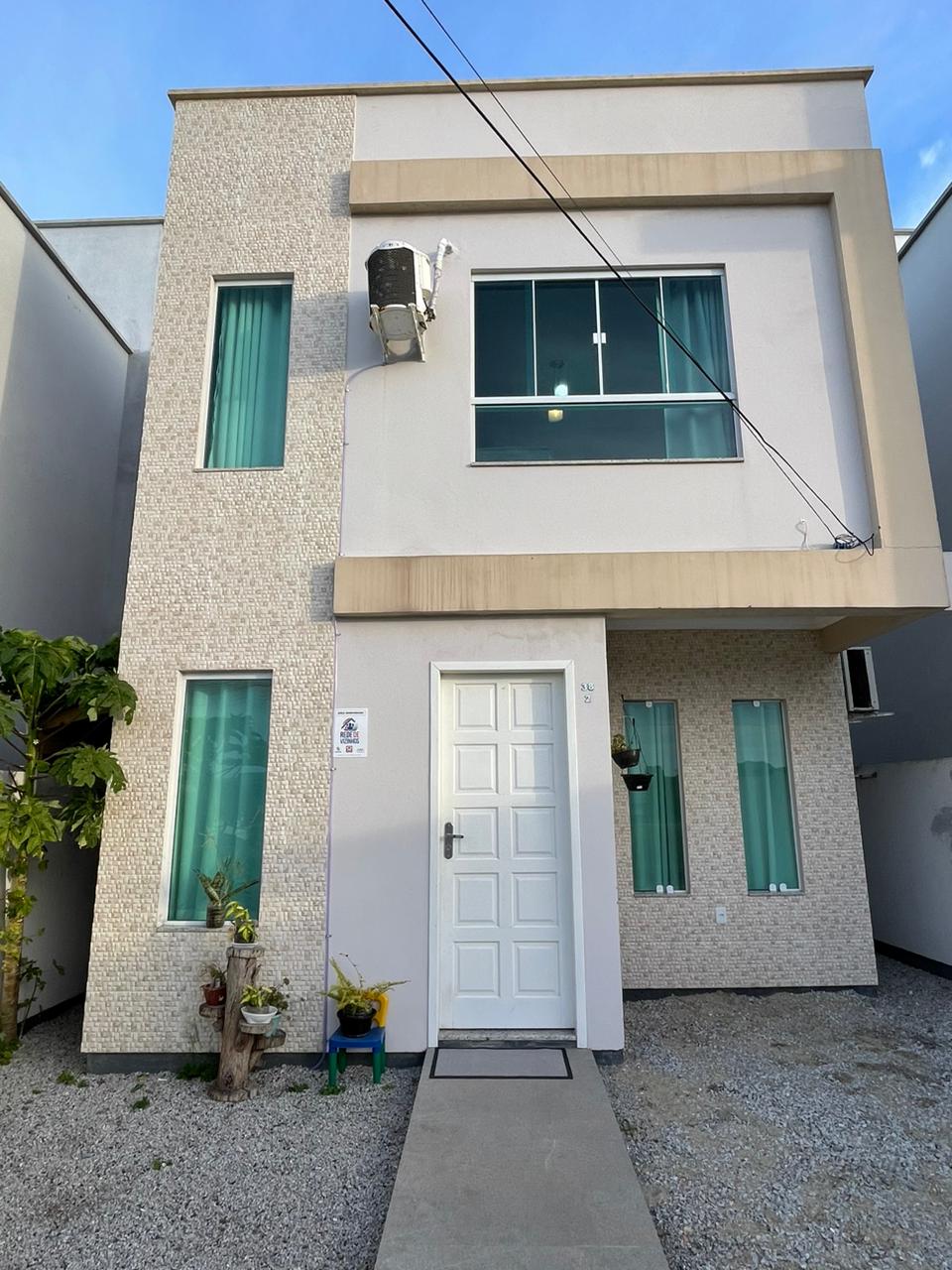 Imagem Sobrado com 2 Quartos à Venda, 90 m²em Ingleses do Rio Vermelho - Florianópolis