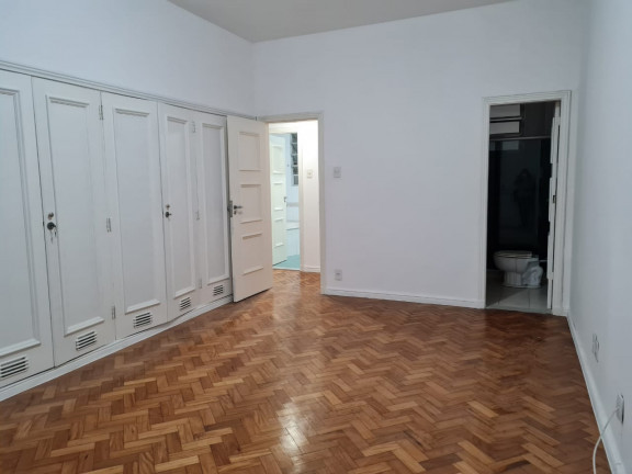 Imagem Apartamento com 3 Quartos à Venda, 220 m²em Copacabana - Rio de Janeiro