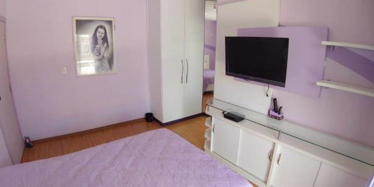 Imagem Casa com 5 Quartos à Venda,  em Vila Albertina - São Paulo