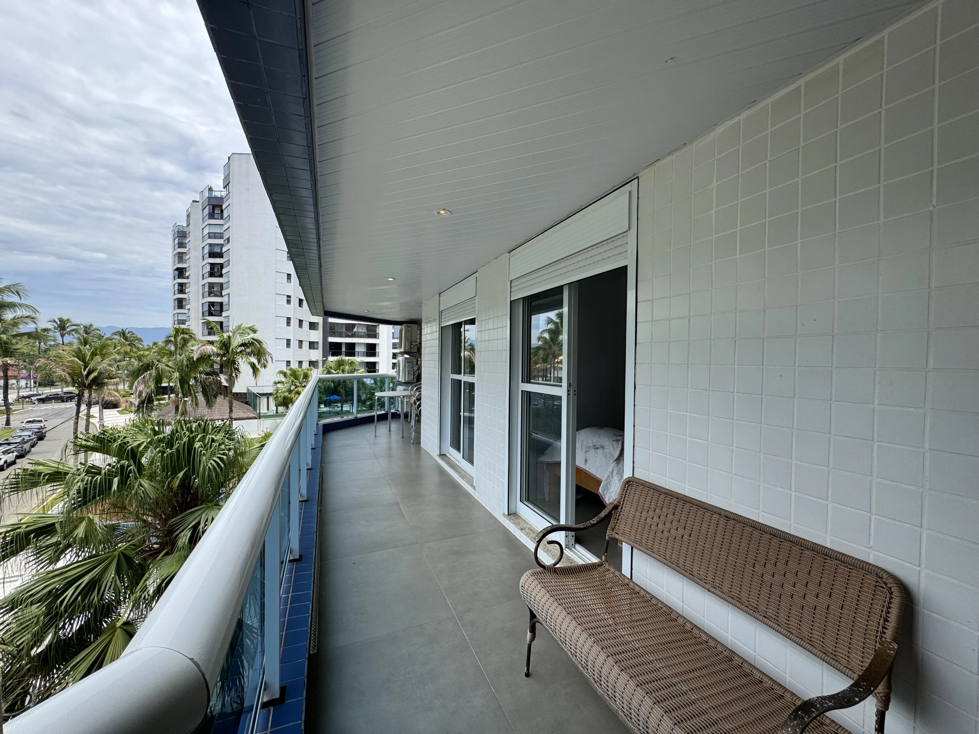 Imagem Apartamento com 3 Quartos à Venda, 135 m² em Riviera - Bertioga