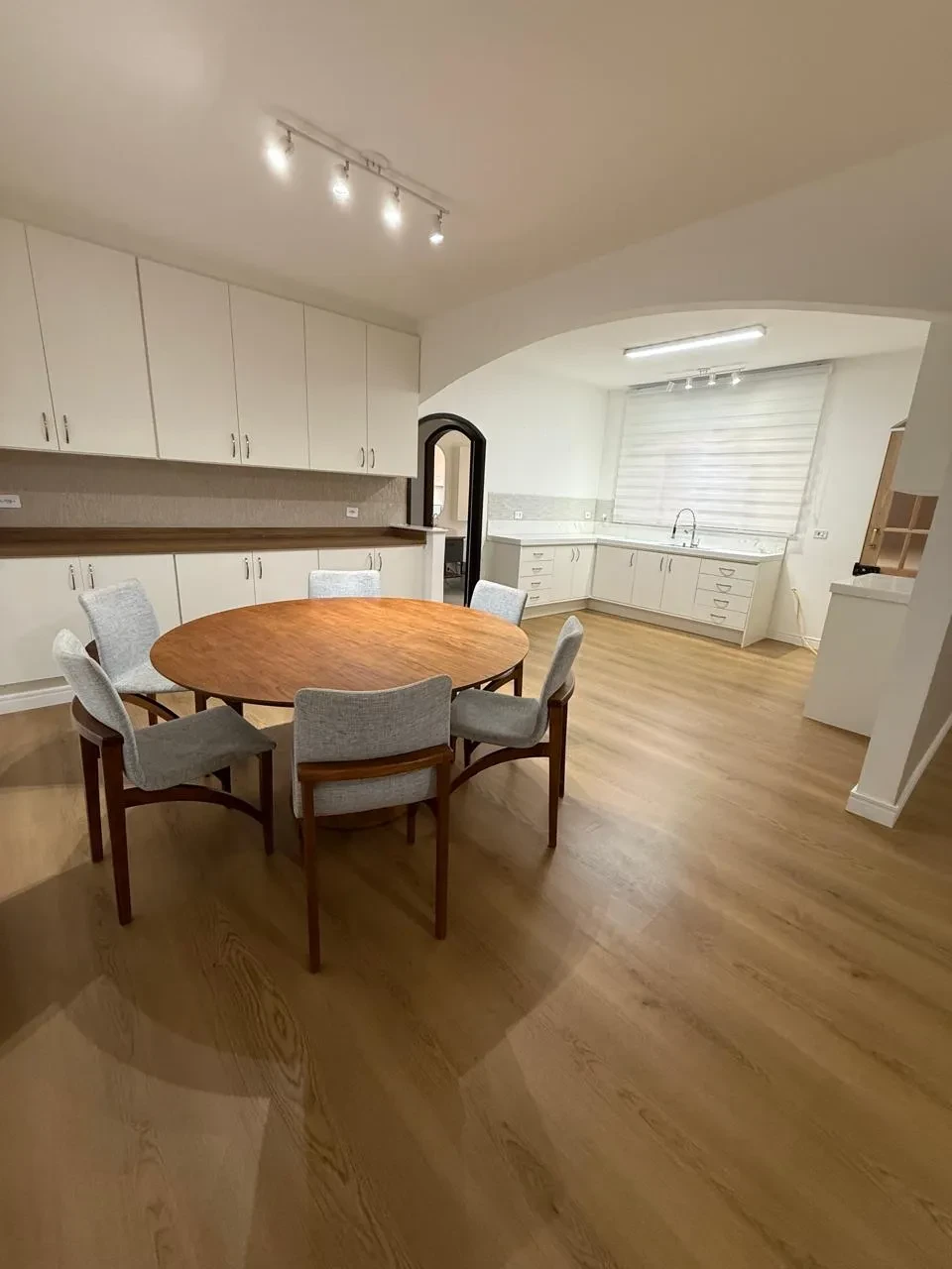 Foto do imóvel: Casa com 3 Quartos à Venda, 170 m² em Jardim Portugal - São José dos Campos