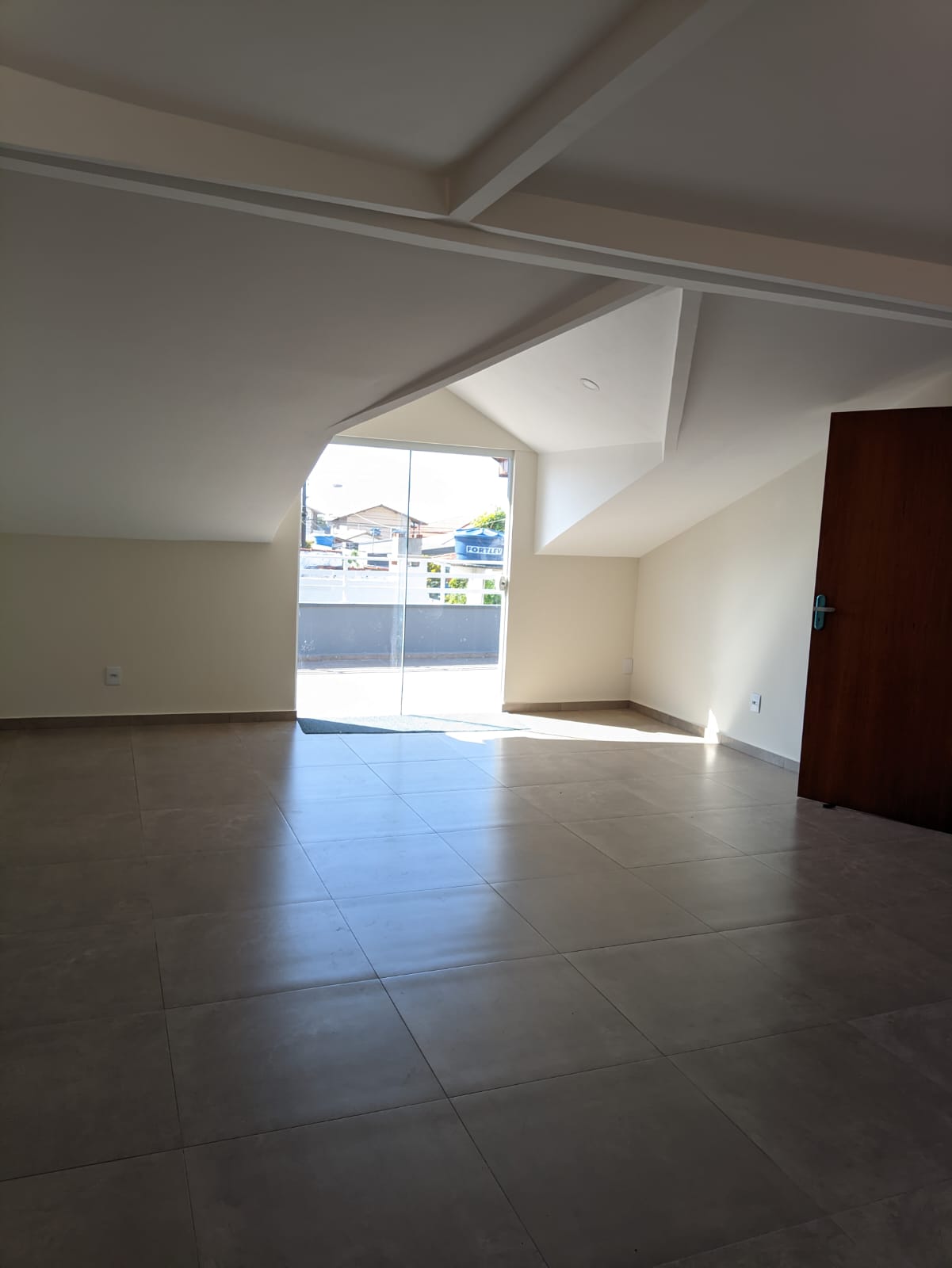 Imagem Casa com 4 Quartos à Venda, 140 m²em Ingleses do Rio Vermelho - Florianópolis