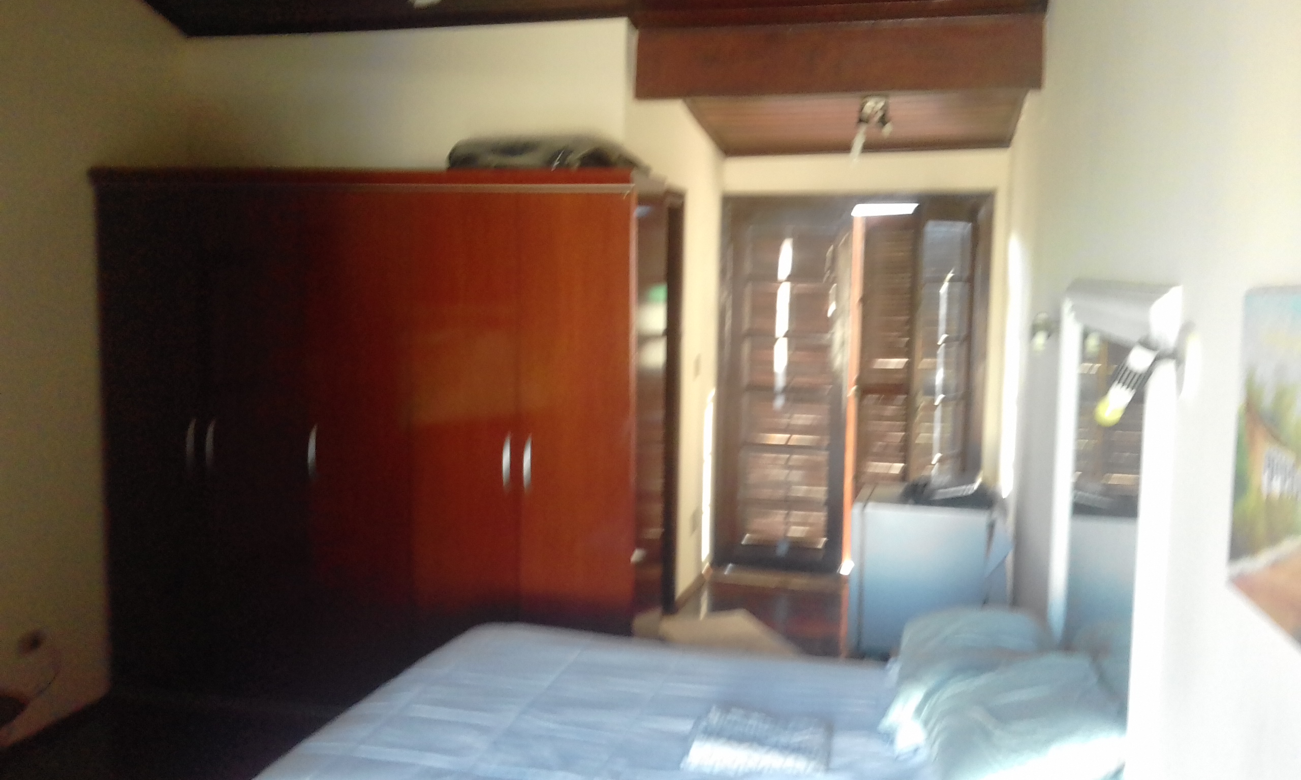 Imagem Sobrado com 3 Quartos à Venda, 252 m² em Vila Mogilar - Mogi das Cruzes