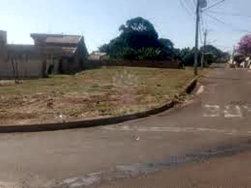 Terreno à Venda, 576 m² em Tiradentes - Campo Grande