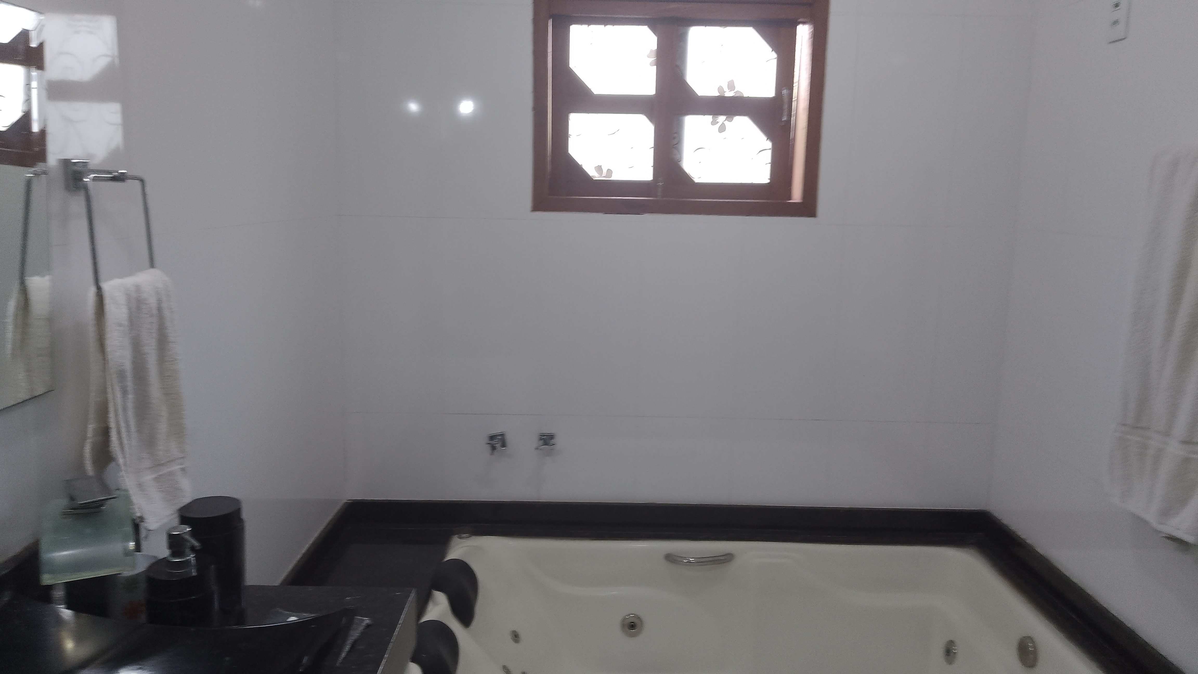 Imagem Casa com 3 Quartos à Venda, 424 m² em Albuquerque - Teresópolis