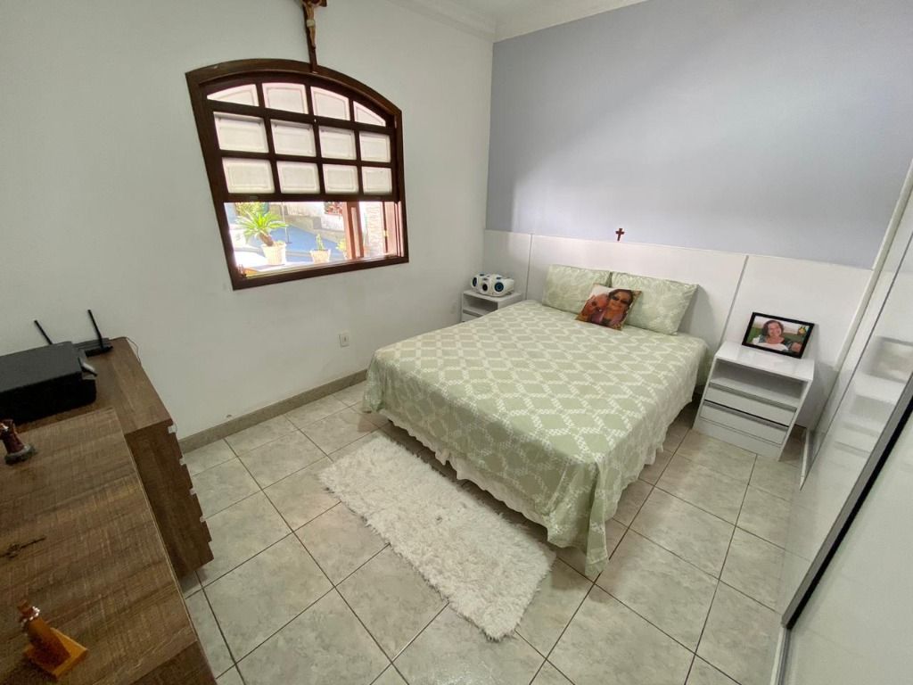 Imagem Casa com 3 Quartos à Venda, 250 m² em Santa Mônica - Belo Horizonte