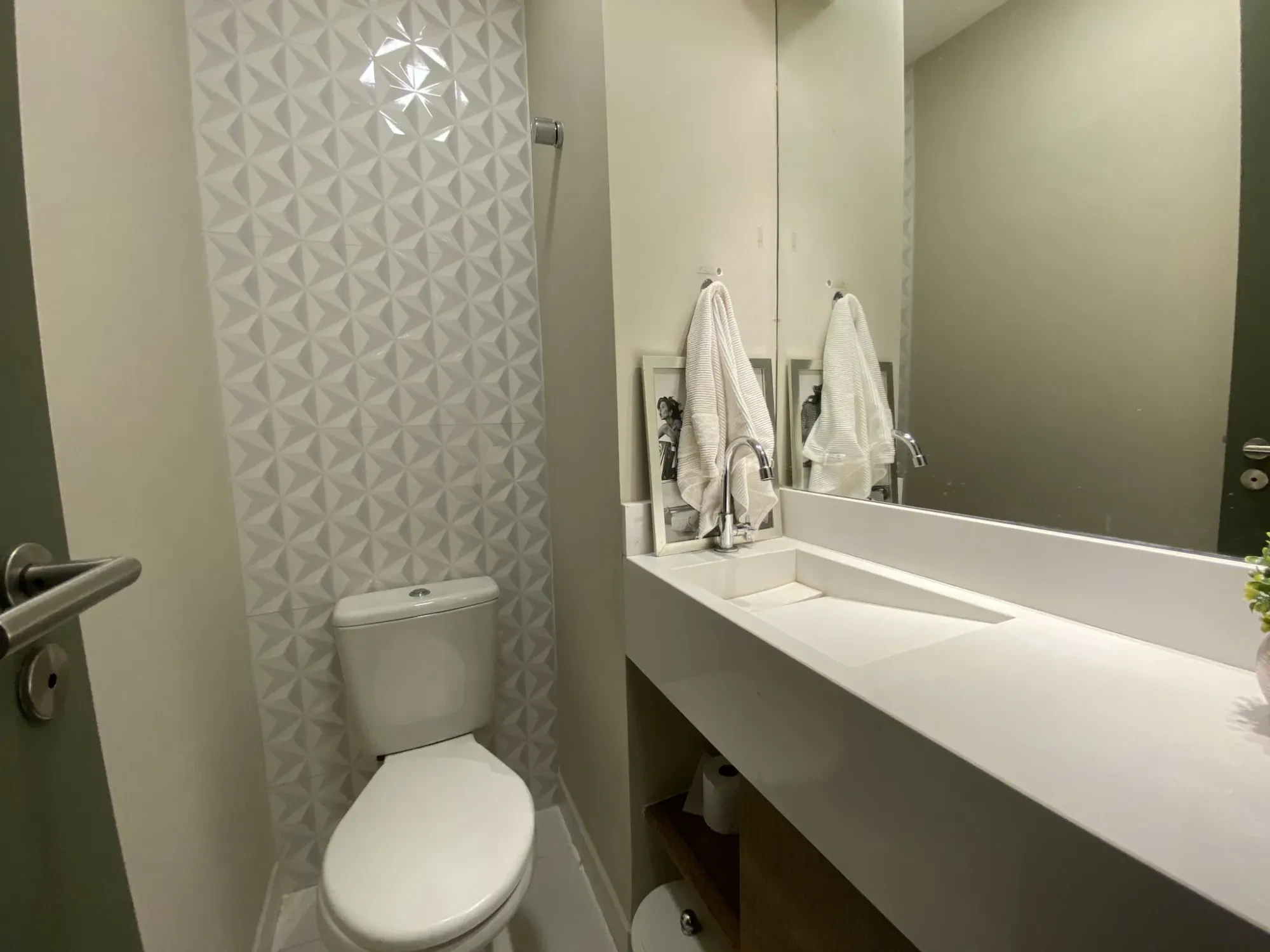 Imagem Apartamento com 1 Quarto à Venda, 105 m² em Gonzaga - Santos