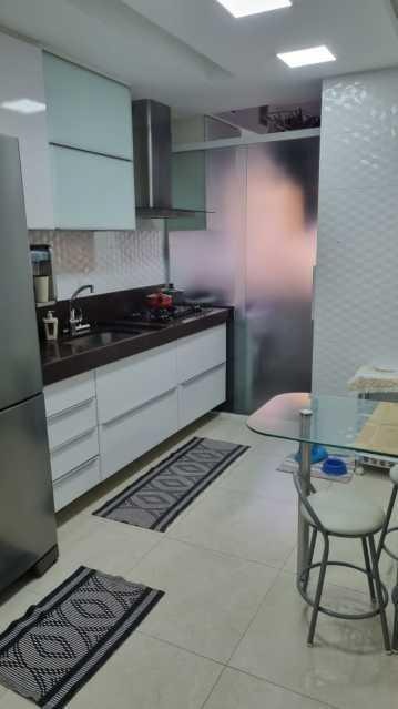 Imagem Apartamento com 3 Quartos à Venda, 104 m²em Camboinhas - Niterói