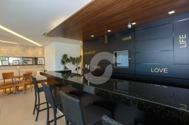 Imagem Cobertura com 3 Quartos à Venda, 20 m² em Charitas - Niterói