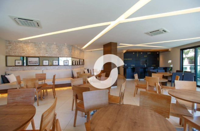Imagem Cobertura com 3 Quartos à Venda, 20 m² em Charitas - Niterói