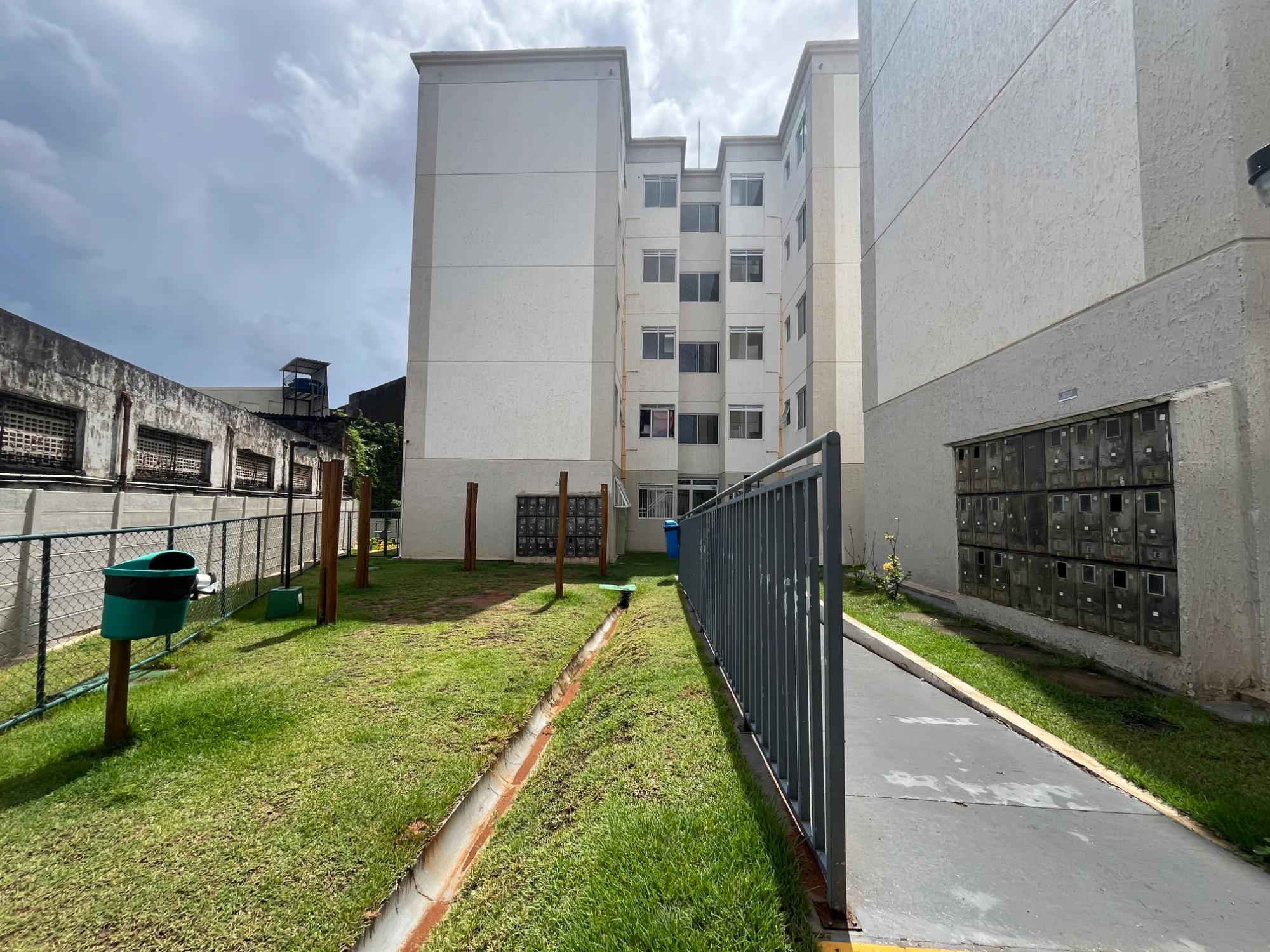 Imagem Apartamento com 2 Quartos à Venda, 42 m² em Uruguai - Salvador