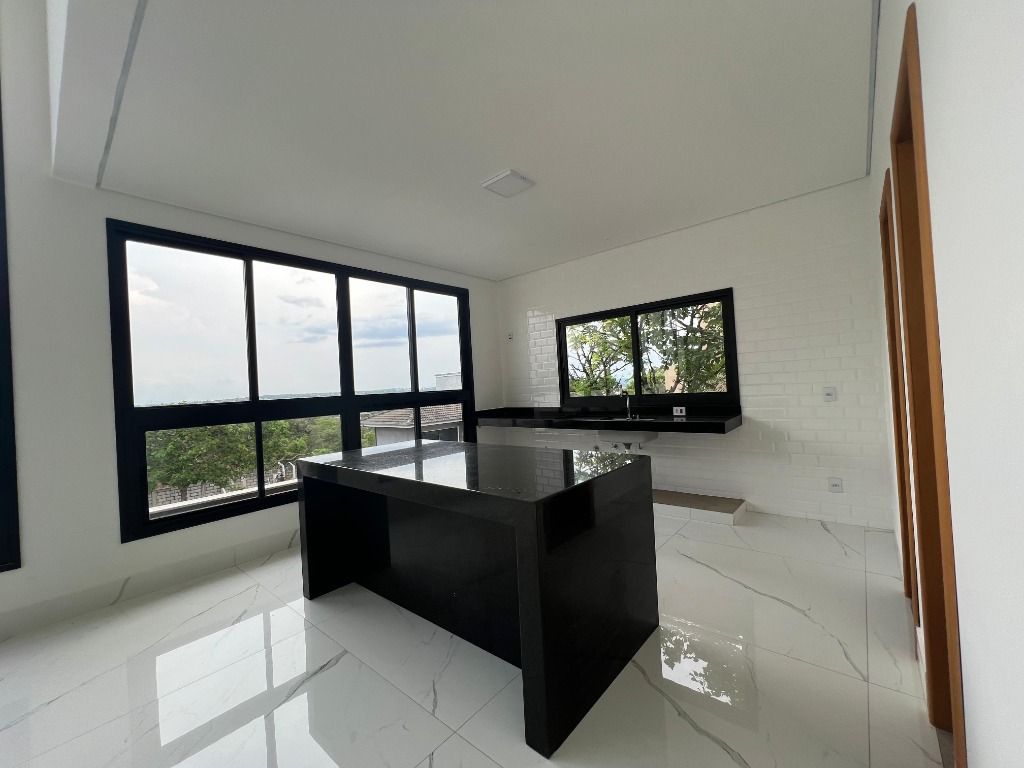 Foto do imóvel: Casa de Condomínio com 4 Quartos à Venda, 260 m² em Várzea - Lagoa Santa