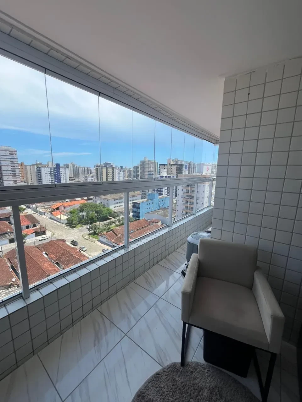 Imagem Apartamento com 2 Quartos à Venda, 67 m² em Guilhermina - Praia Grande