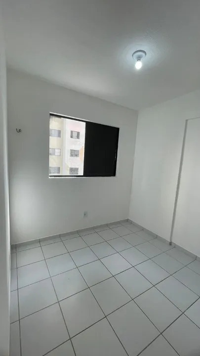Imagem Apartamento com 2 Quartos à Venda, 44 m² em Emaús - Parnamirim