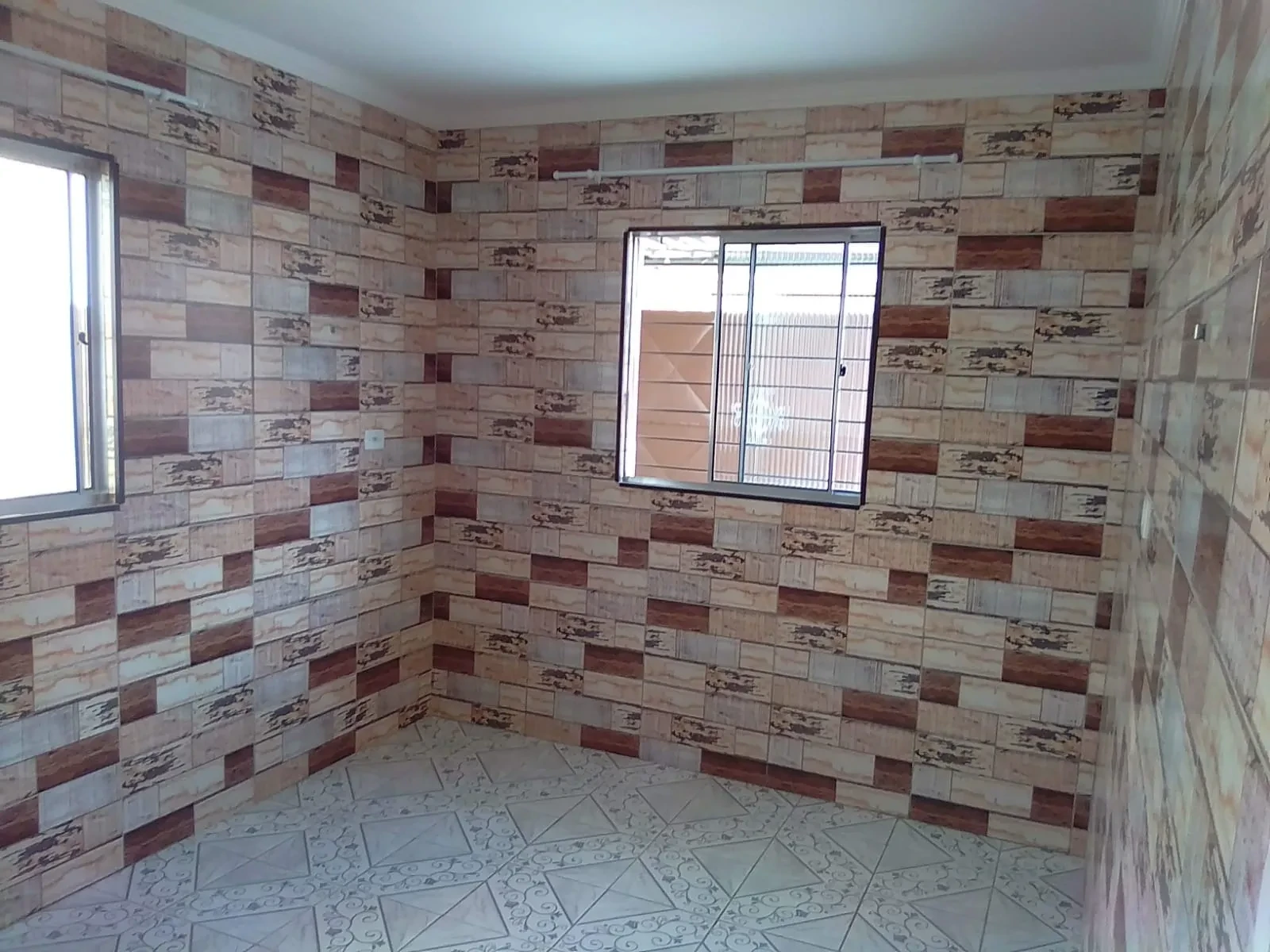 Casa com 2 Quartos à Venda, 210 m² em Vila Liberdade - Moreno