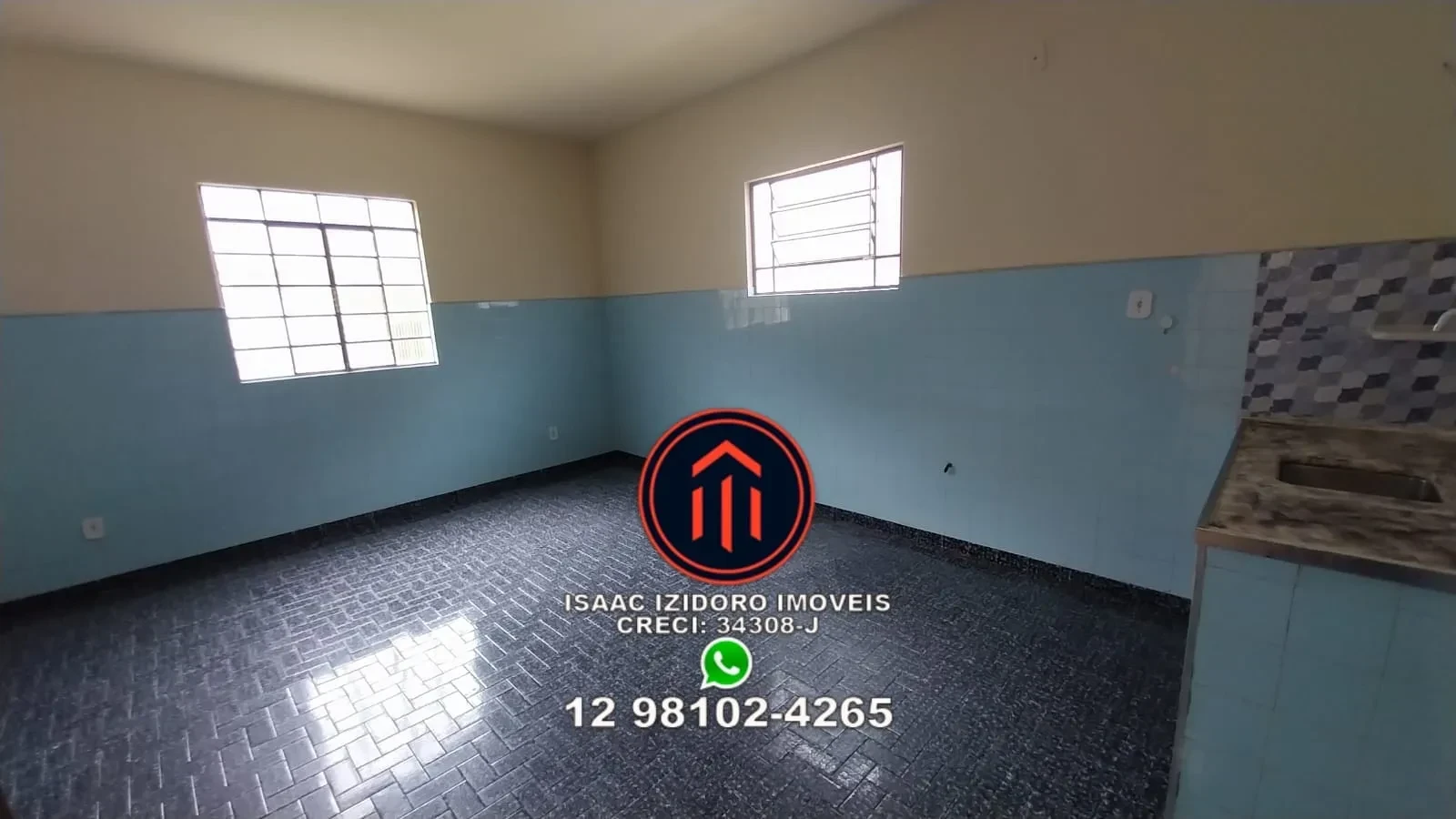 Imagem Casa com 3 Quartos à Venda, 300 m² em Jardim Ícaro - Guaratinguetá