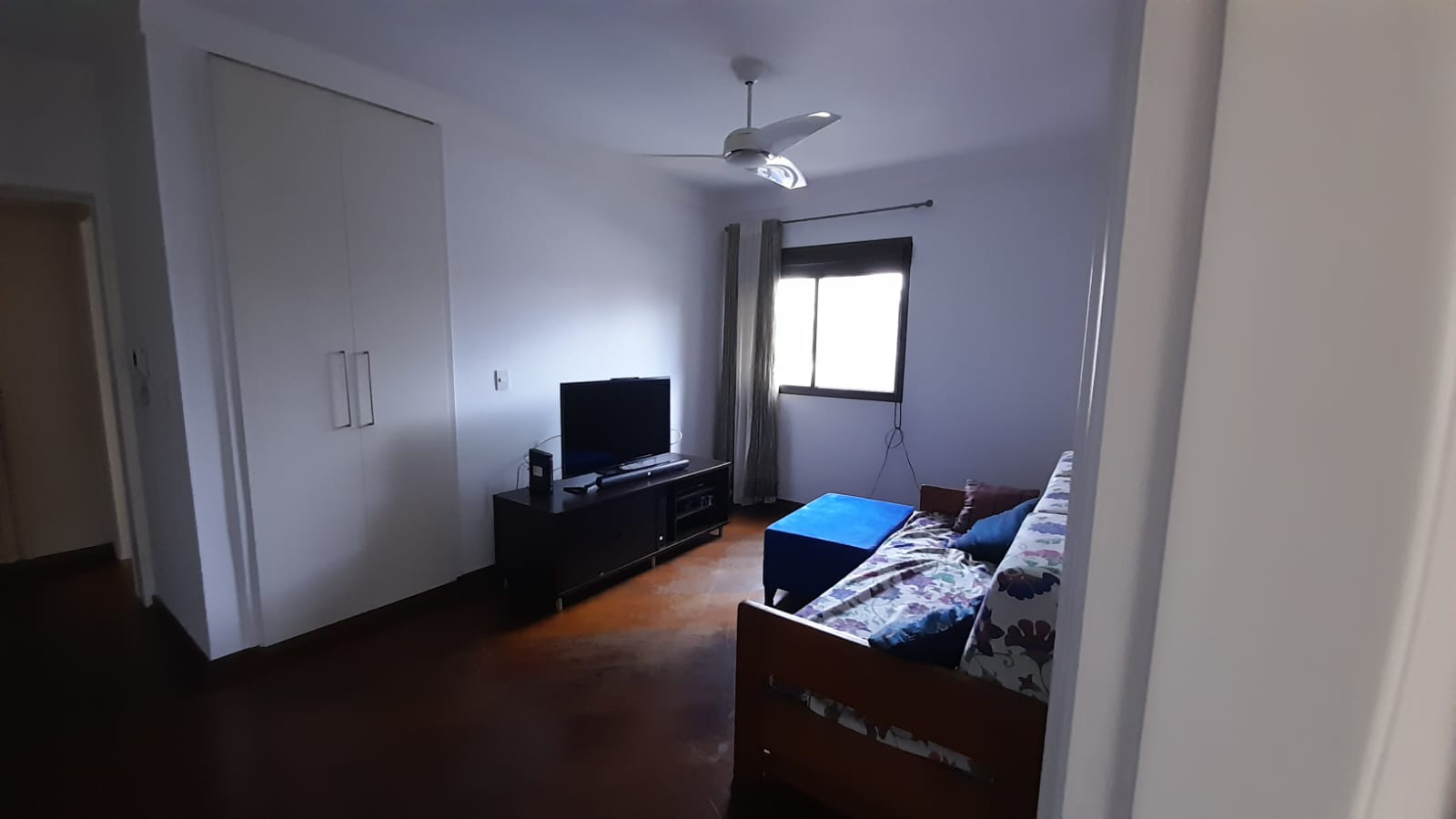 Imagem Apartamento com 3 Quartos à Venda, 208 m²em Cambuí - Campinas