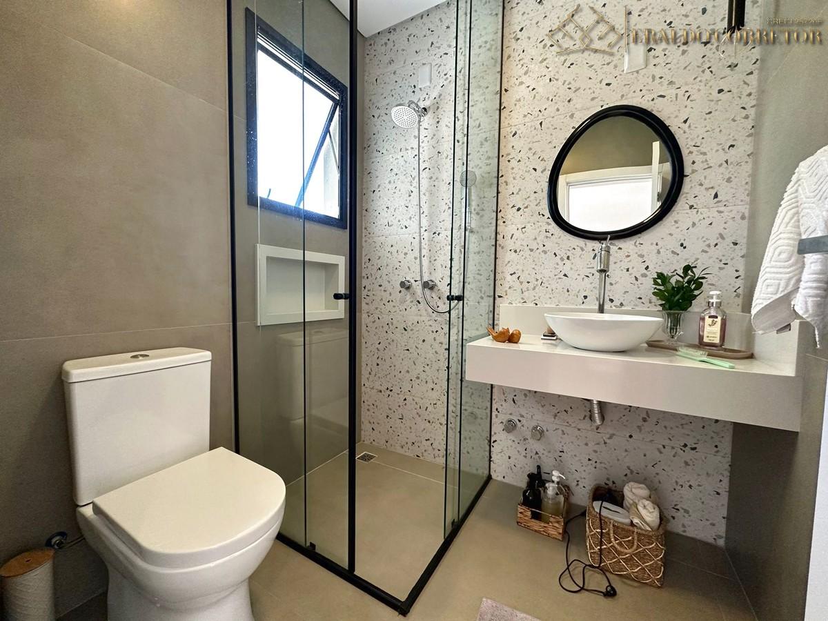 Imagem Casa com 3 Quartos à Venda, 254 m²em Ingleses do Rio Vermelho - Florianópolis