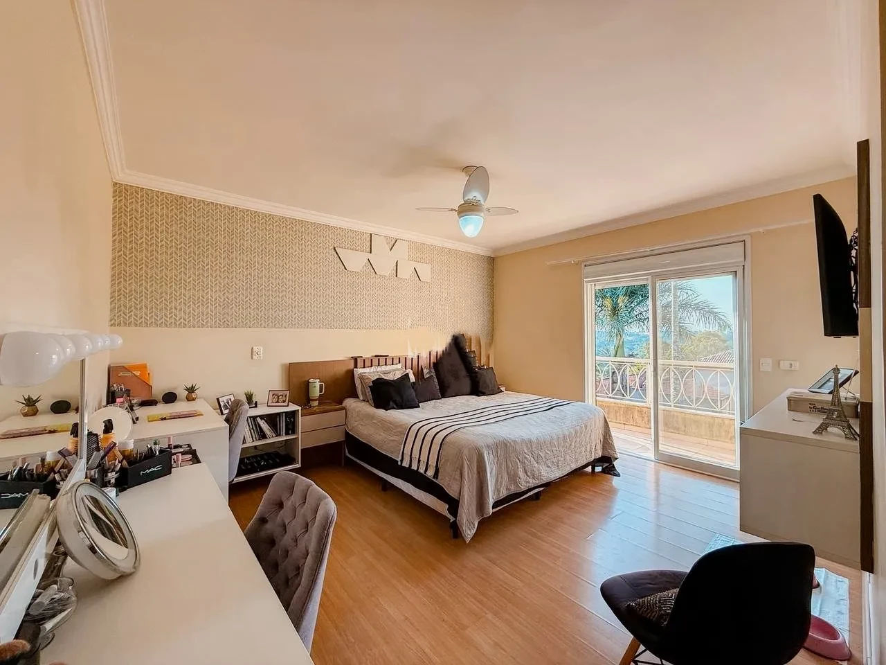 Imagem Casa de Condomínio com 4 Quartos à Venda, 368 m² em Jardim Indaiá - Embu das Artes