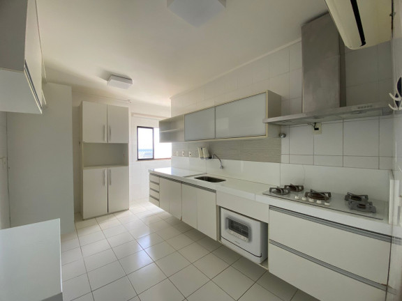 Imagem Apartamento com 3 Quartos à Venda ou Locação, 1 m² em Batista Campos - Belém