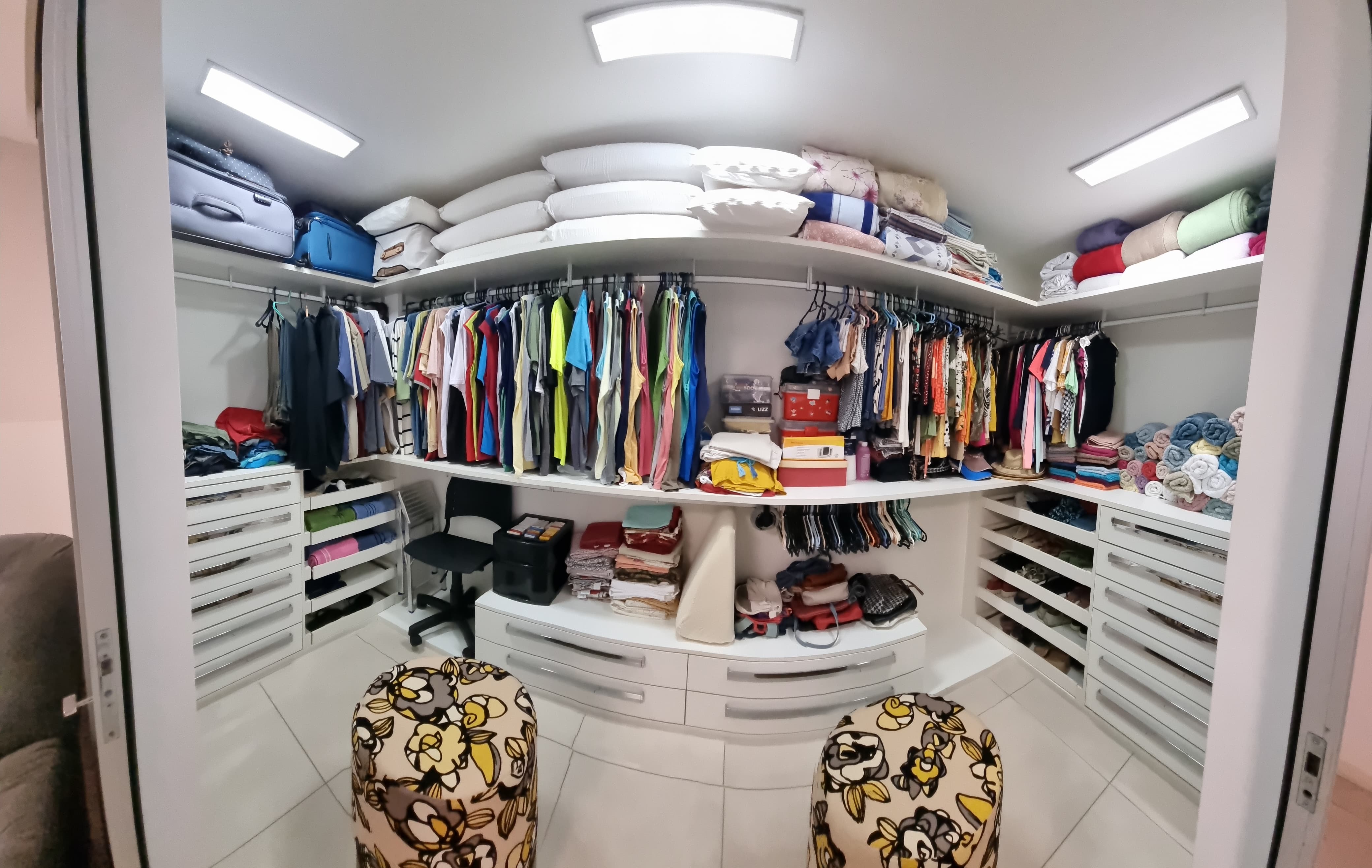 Imagem Cobertura com 4 Quartos à Venda, 299 m²em Piratininga - Niterói