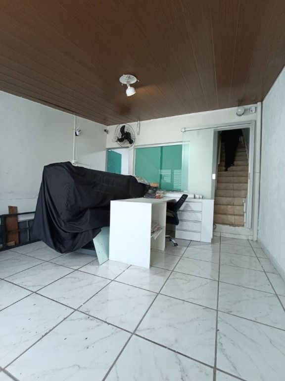 Imagem Casa com 2 Quartos à Venda, 70 m² em Vila Cloris - Belo Horizonte