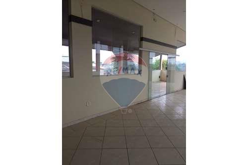 Imagem Galpão à Venda ou Locação, 296 m²em Bom Retiro - São José dos Campos