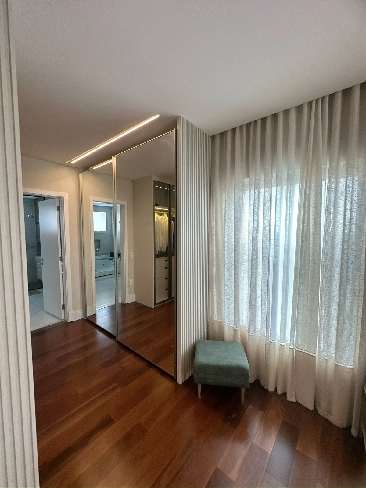 Imagem Apartamento com 3 Quartos à Venda ou Locação, 256 m² em Cambuí - Campinas