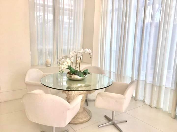 Imagem Apartamento com 4 Quartos à Venda, 228 m²em Petrópolis - Natal