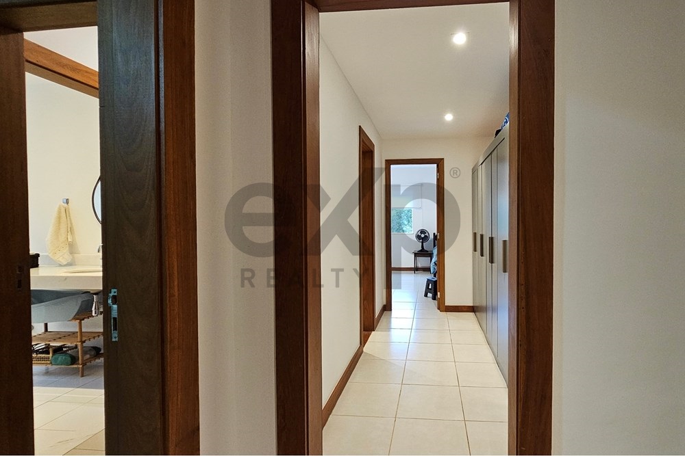 Foto do imóvel: Casa de Condomínio com 5 Quartos à Venda, 608 m² em Itaipava - Petrópolis